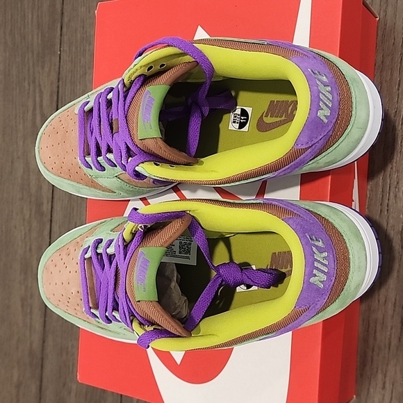 Nike Dunk Low SP - Veneer/Deep Purple - NEW IN BOX - men's sz. 11 - Picture 10 of 14